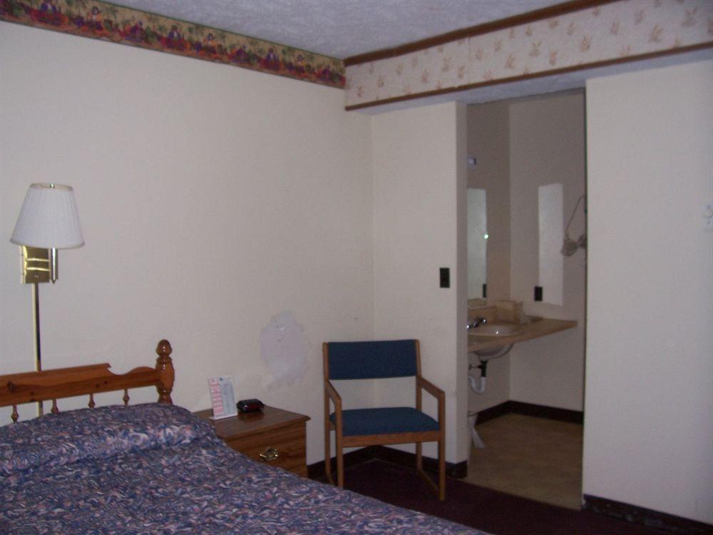 North Country American Inn Kalkaska Eksteriør billede